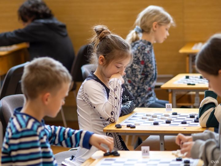 Dambretes mači Ikšķilē un Ķegumā