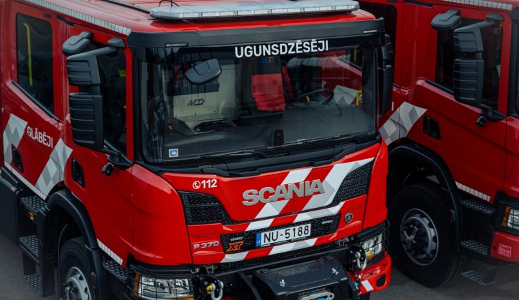Attēls rakstam: Ogrē dega ēdnīcas lifta motors un vadi