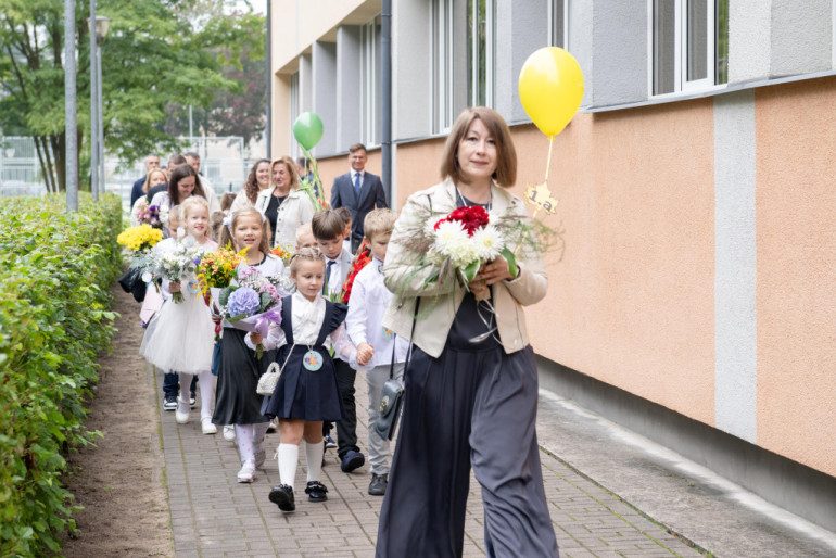FOTO: Ogres novadā jauno mācību gadu sāk vairāk nekā 10 000 bērnu un jauniešu