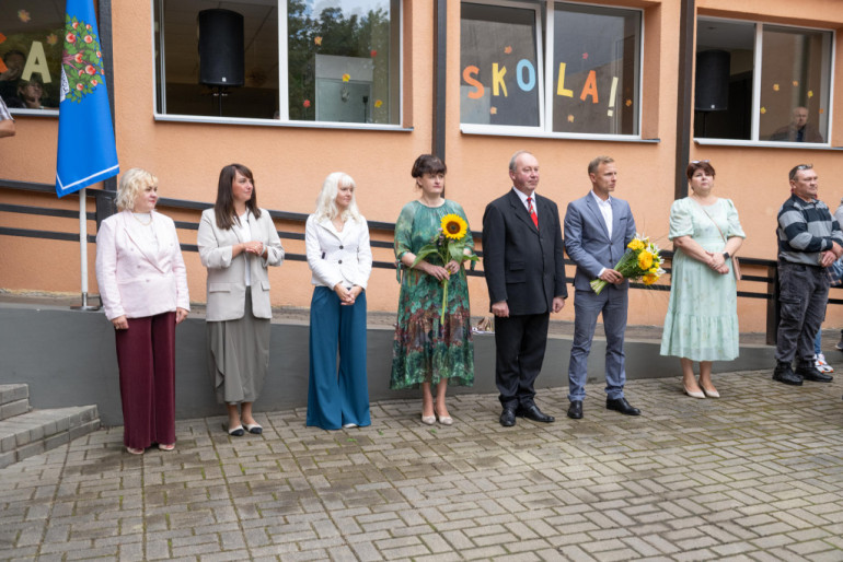 FOTO: Ogres novadā jauno mācību gadu sāk vairāk nekā 10 000 bērnu un jauniešu