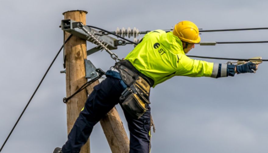 Sestdienas pēcpusdienā reģistrēti aptuveni 100 neplānoti elektrības atslēgumi