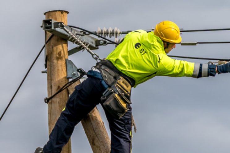 Attēls rakstam: Sestdienas pēcpusdienā reģistrēti aptuveni 100 neplānoti elektrības atslēgumi