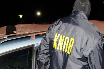 Attēls rakstam: Par iespējamām nelikumībām Liepājas slimnīcā aizturēti pieci, bet Ogres rajona slimnīcā divi cilvēki