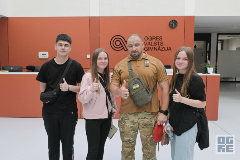 Ogres novadā pilsētas svētku nedēļā viesojas Ukrainas karavīru bērni