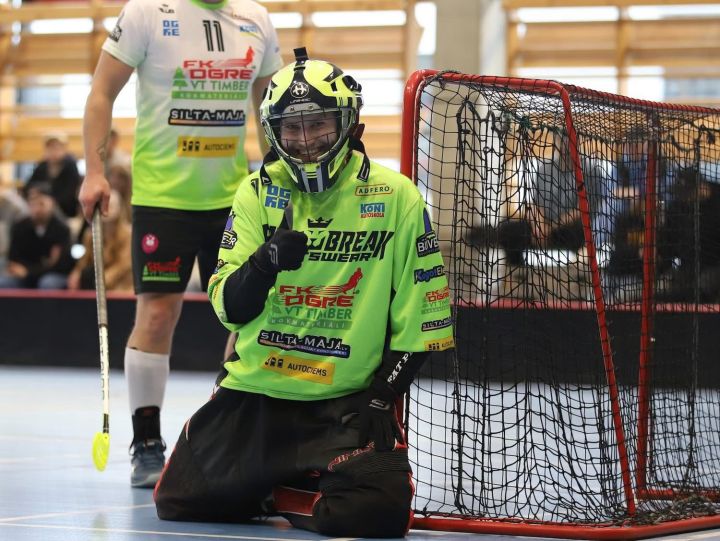 Saulkrastnieks Ogres komandas vārtos