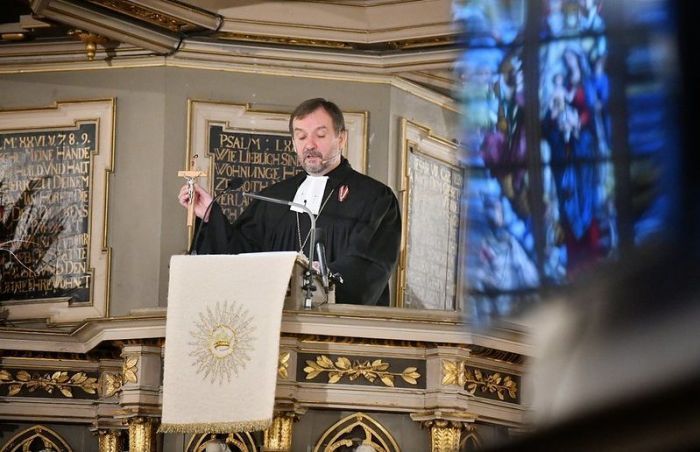 Voldemārs Lauciņš: Arhibīskapa nomaiņa, kuru tas interesē?