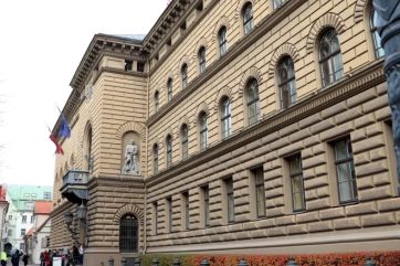 Attēls rakstam: Saeimas saruniņas. Deputātu "zelta" izteicieni Saeimas sēdēs