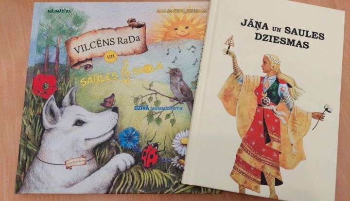 Ogrēniete izveido mājmācības grāmatas par latvju tautasdziesmām