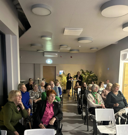 FOTO: Atvērta Ikšķilietes Aijas Āboltiņas otrā dzejas grāmata “Dvēselē skan”