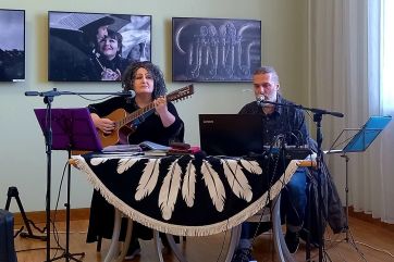 Attēls rakstam: Literāri muzikāls vakars "Divi uz vienas nots"