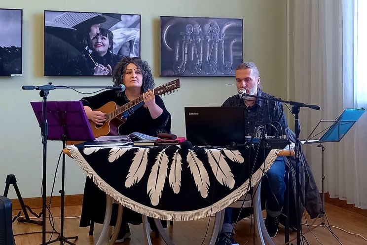 Attēls rakstam: Literāri muzikāls vakars "Divi uz vienas nots"