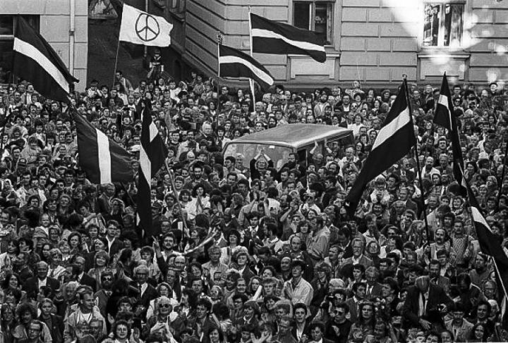 4. maijs vēsturē - Tauta runāja brīvības vārdā