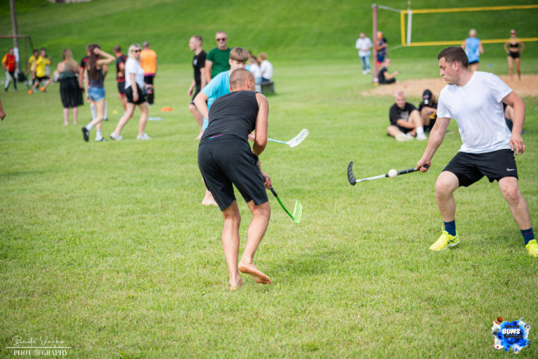 FOTO: Sporta BUMS Tīnūžos pulcē vairāk nekā 300 sportot gribētājus