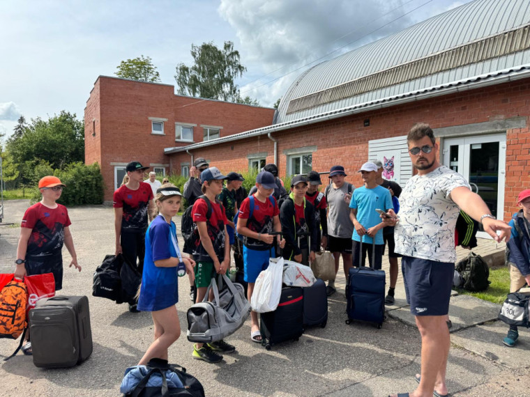 Ogres novada sporta centra sportistiem sudrabs un divas bronzas Brocēnos