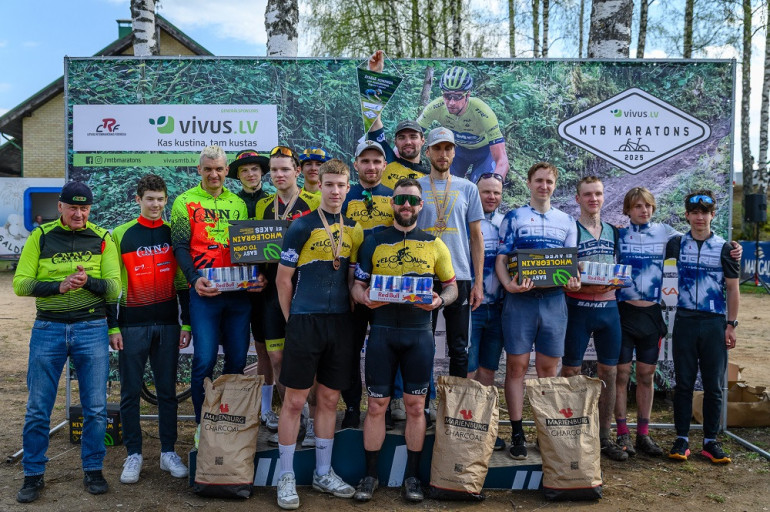 FOTO: Ķegumā atklāta lielākā kalnu divriteņu “Vivus MTB maratona” sezona
