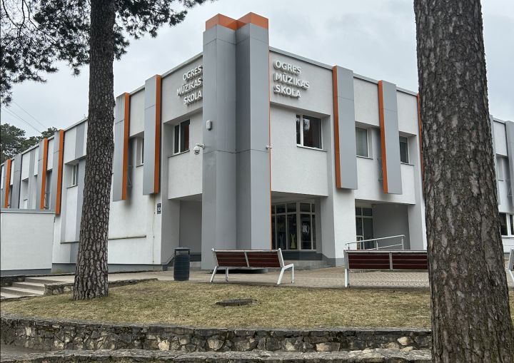 Iepazīsti kultūru Ogrē: iespēja apmeklēt atvērto durvju dienas Ogres Mūzikas un mākslas skolā
