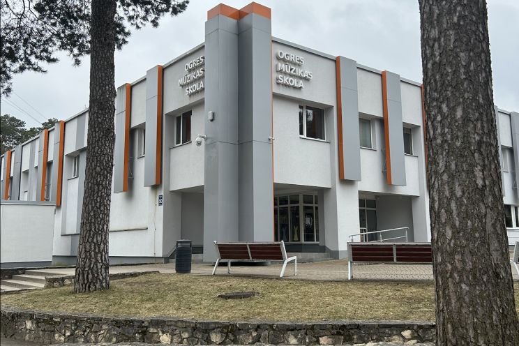 Attēls rakstam: Iepazīsti kultūru Ogrē: iespēja apmeklēt atvērto durvju dienas Ogres Mūzikas un mākslas skolā
