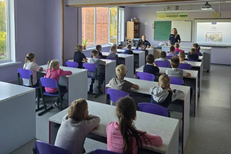 Attēls rakstam: Četrās Latvijas skolās notiks praktiskās mācības rīcībai gaisa apdraudējuma gadījumā, arī Ogresgala pamatskolā
