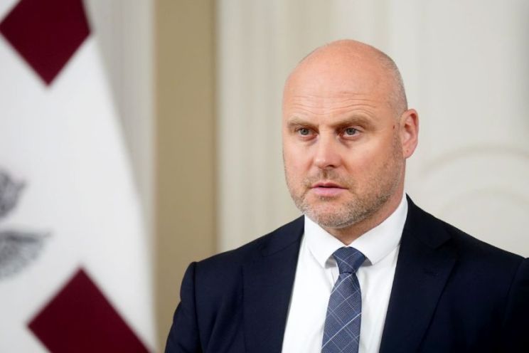 Attēls rakstam: Lielai daļai pārvaldē strādājošo nākamgad iesaldēs algas, paziņo Kulbergs