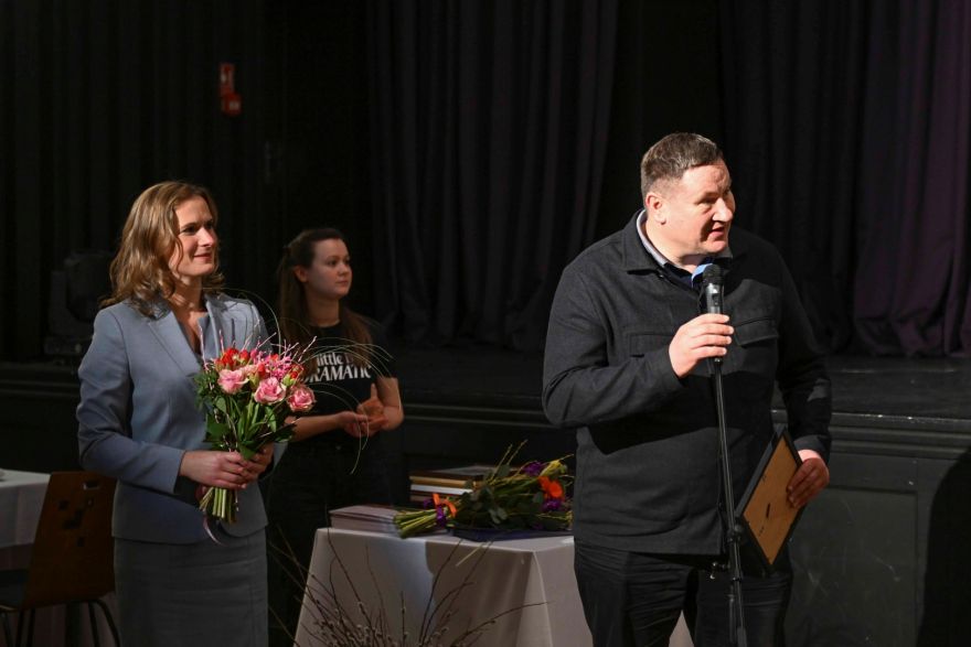 Lielvārdē aizvadīts Teātra festivāls un 150. gadadienā godināts Lielvārdes Tautas teātris