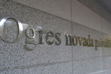 Attēls rakstam: Lemj par uzticību Helmanim