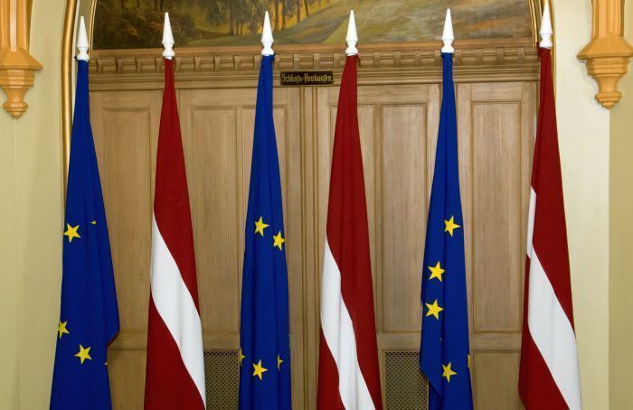 Divas trešdaļas Latvijas iedzīvotāju pozitīvi vērtē Latvijas dalību Eiropas Savienībā