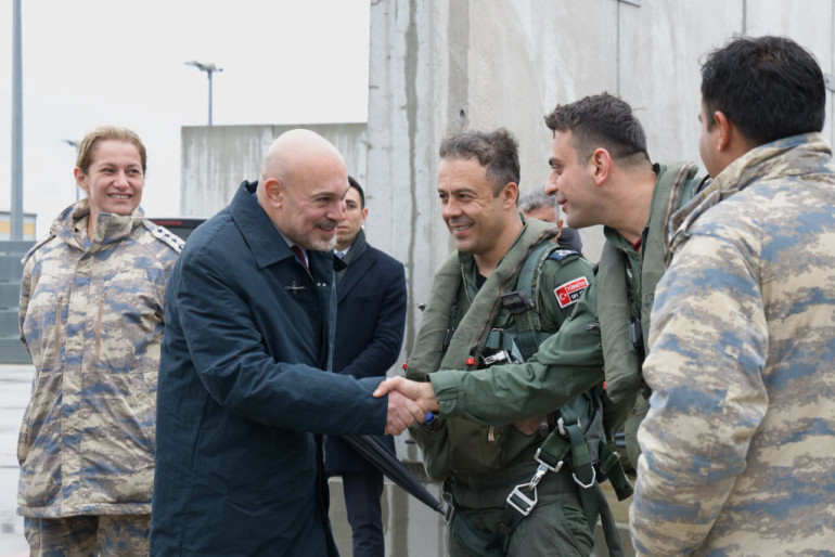  FOTO: Lielvārdē atkal ieradušies Turcijas iznīcinātāji F-16 – sargās Baltijas valstu gaisa telpu