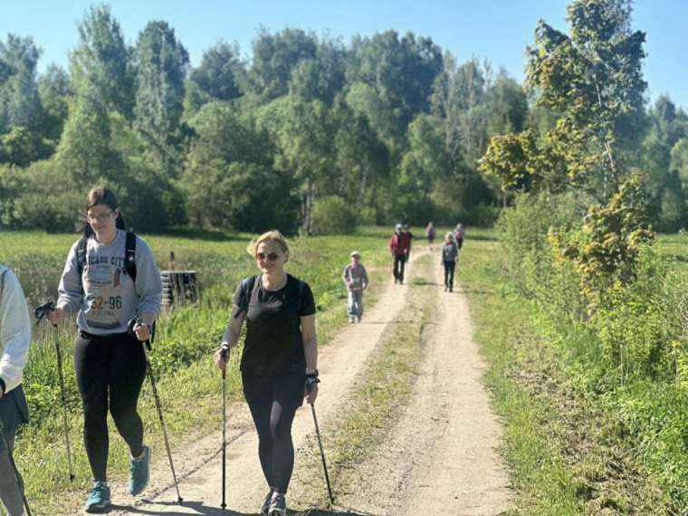 FOTO: Lauberē nūjotāji iepazīst Ogres novadu