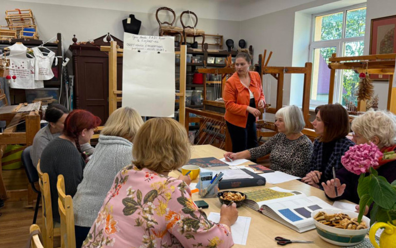 FOTO: Ogres novada etnogrāfiskais mantojums – austās segas