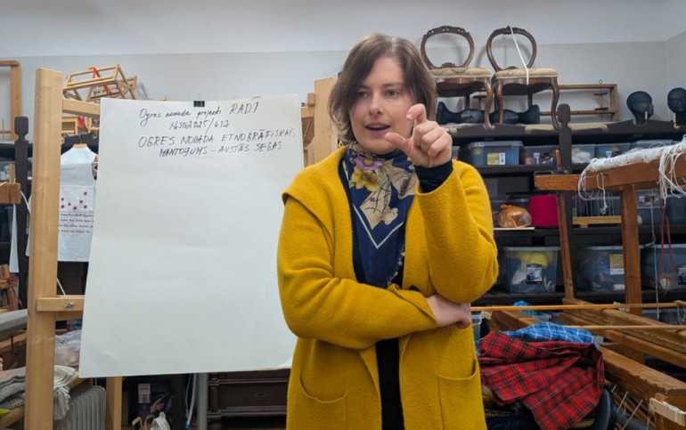 FOTO: Ogres novada etnogrāfiskais mantojums – austās segas