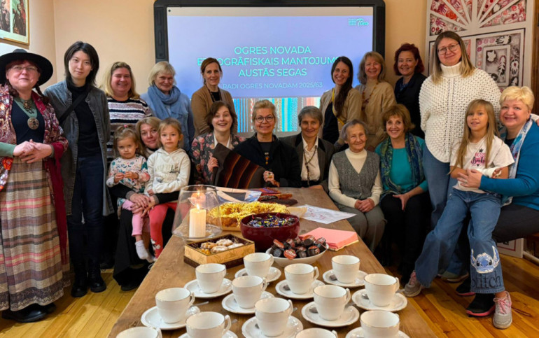 FOTO: Ogres novada etnogrāfiskais mantojums – austās segas