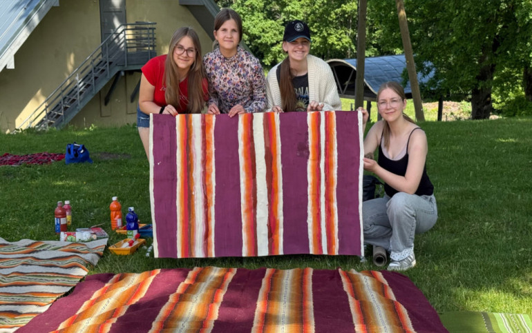 FOTO: Ogres novada etnogrāfiskais mantojums – austās segas