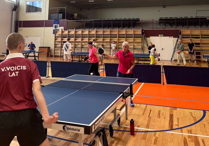 Foto: Veiksmīgi aizvadīts “OGRE OPEN 2024” galda tenisa turnīrs