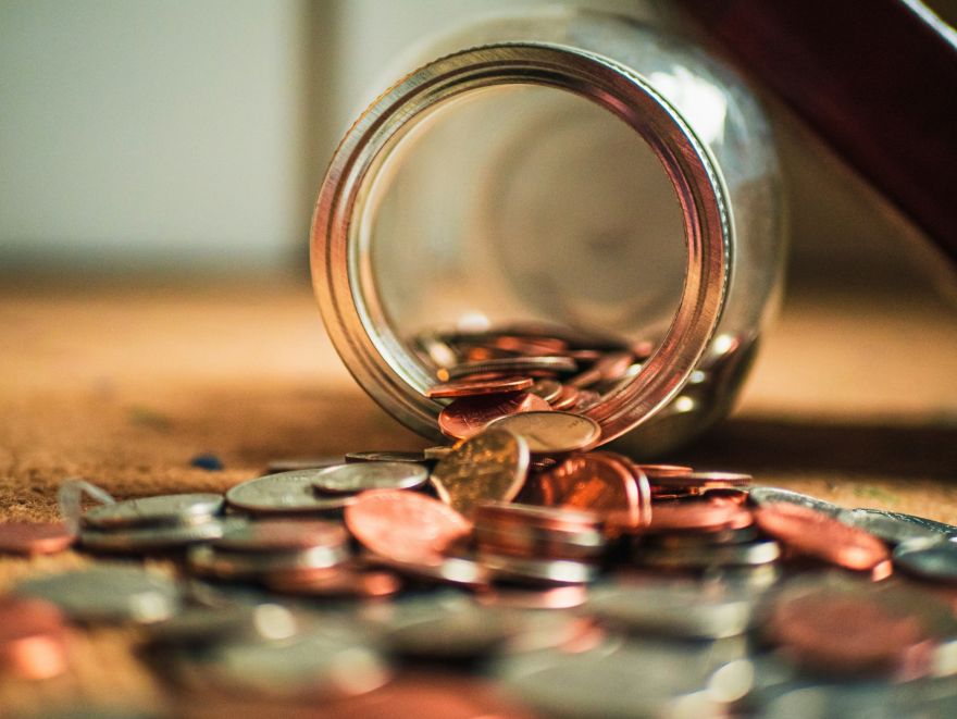Bērns un nauda – kā sākt mācīt finansiālo atbildību