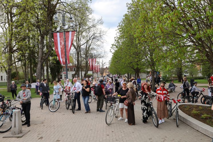 Attēls rakstam: FOTO: Ar krāšņiem notikumiem Ogrē aizvadīts 4. maijs