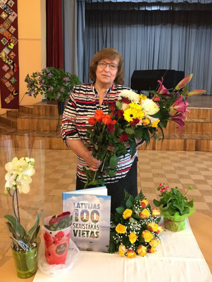 Dievs dod spēku, dzīvesprieku un mieru. Rasma Vērpēja