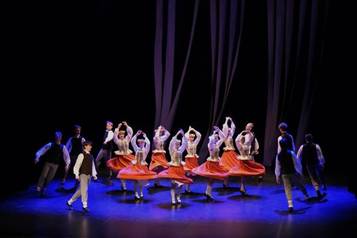 Deju kolektīvu pasākums "Spoles deju koncerts"