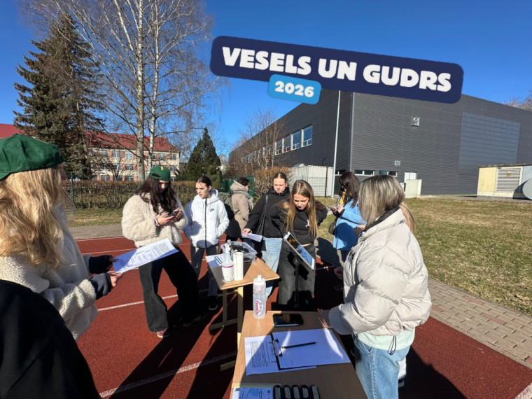 FOTO: Ogres novada jaunieši tikās uz aktīvu pasākumu “Vesels un gudrs 2026” Lielvārdē 
