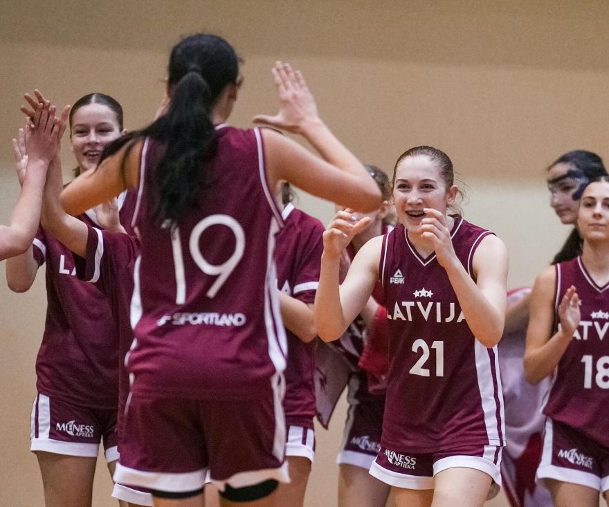 Šakalova un Sirsniņa Latvijas izlases sastāvā izcīna Baltijas jūras kausu