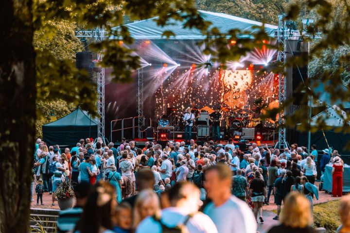 Ar daudzveidīgiem pasākumiem šogad priecēs Ogres novada pilsētu un pagastu svētki