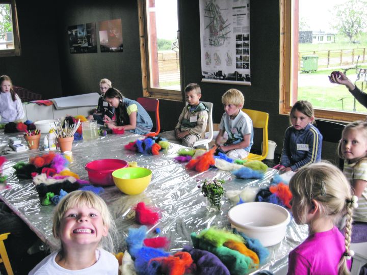 Daugava vieno – mākslā, stāstos un cilvēkos