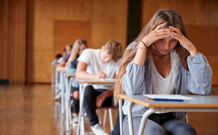 9. klašu beidzējiem matemātikas eksāmenā klājies labi, vidusskolēniem - ne tik ļoti