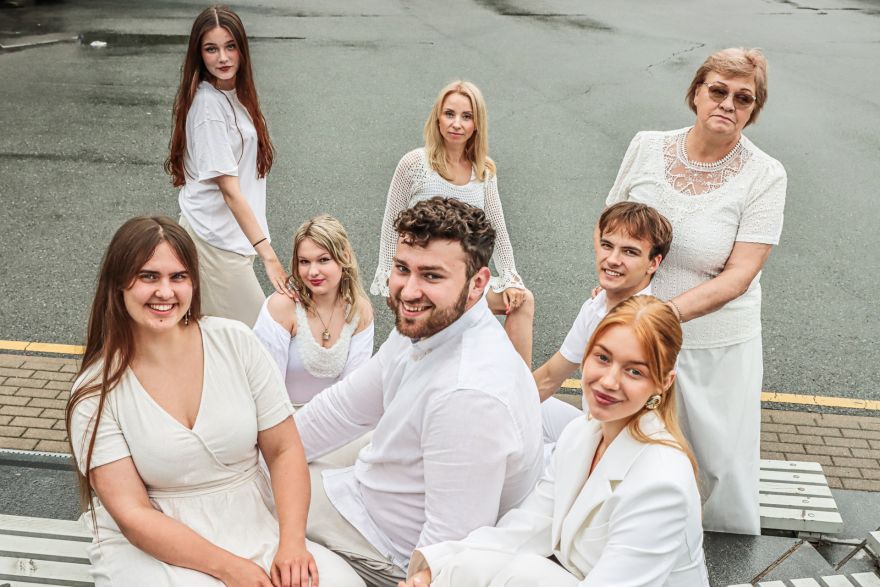 Ogres pilsētas svētkos Ogres teātris piedāvā iespēju apmeklēt kamerkoncertu “Gribas viegli” 