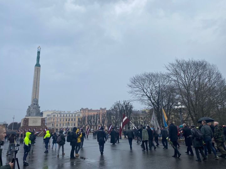Video: Rīgā noritējis ikgadējais leģionāru atceres gājiens