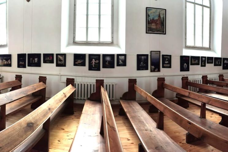 Attēls rakstam: Kompozīcijas ar Bībeles ainām - unikāla izstāde Ogres luteriskajā dievnamā
