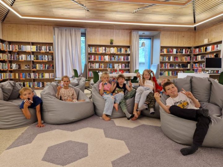 Vasarā aicina skolēnus uz koplasīšanu