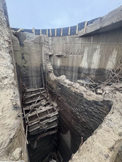 FOTO. Egils Helmanis dalās ar progresu &quot;Ogres vārtu&quot; būvniecībā