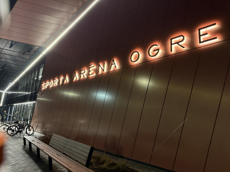 Foto: “BK Ogre” pret “Liepāju” uzvar puslaikā, bet zaudē spēlē