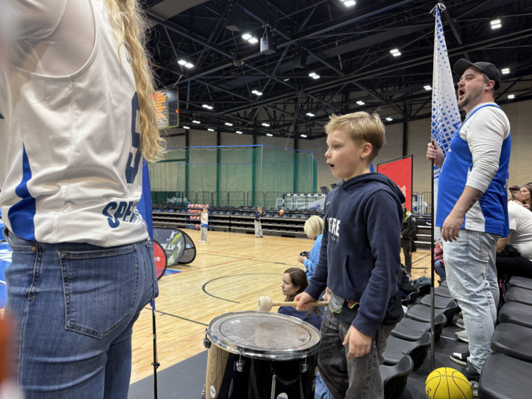 Foto: “BK Ogre” pret “Liepāju” uzvar puslaikā, bet zaudē spēlē