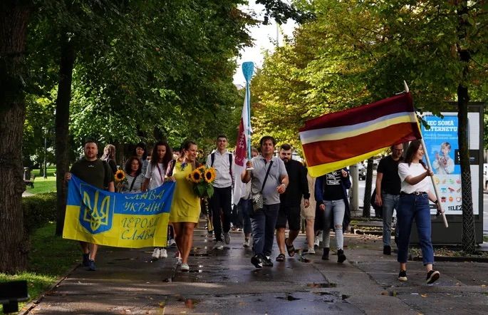 Ukrainas Neatkarības dienā notiks atbalsta gājiens "Saulespuķu ceļš"